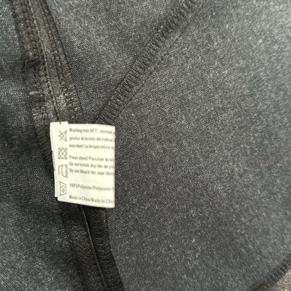 Zeago size medium leather look - Picture 6 of 6